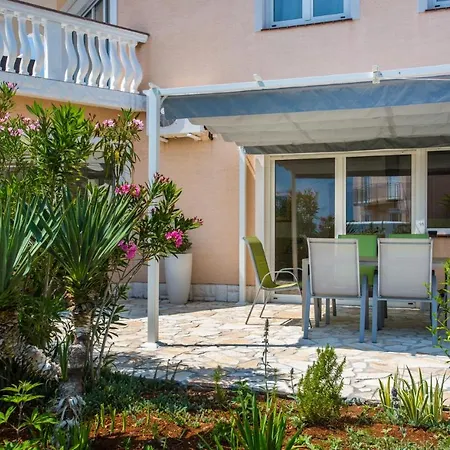 Villa Nika